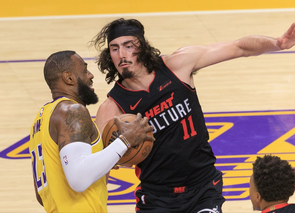 关于赛前西汉姆更衣室发声——CBA常规赛节点到来,更衣室稳定,轮换策略成焦点的信息 关于赛前西汉姆更衣室发声——CBA常规赛节点到来,更衣室稳定,轮换策略成焦点的信息